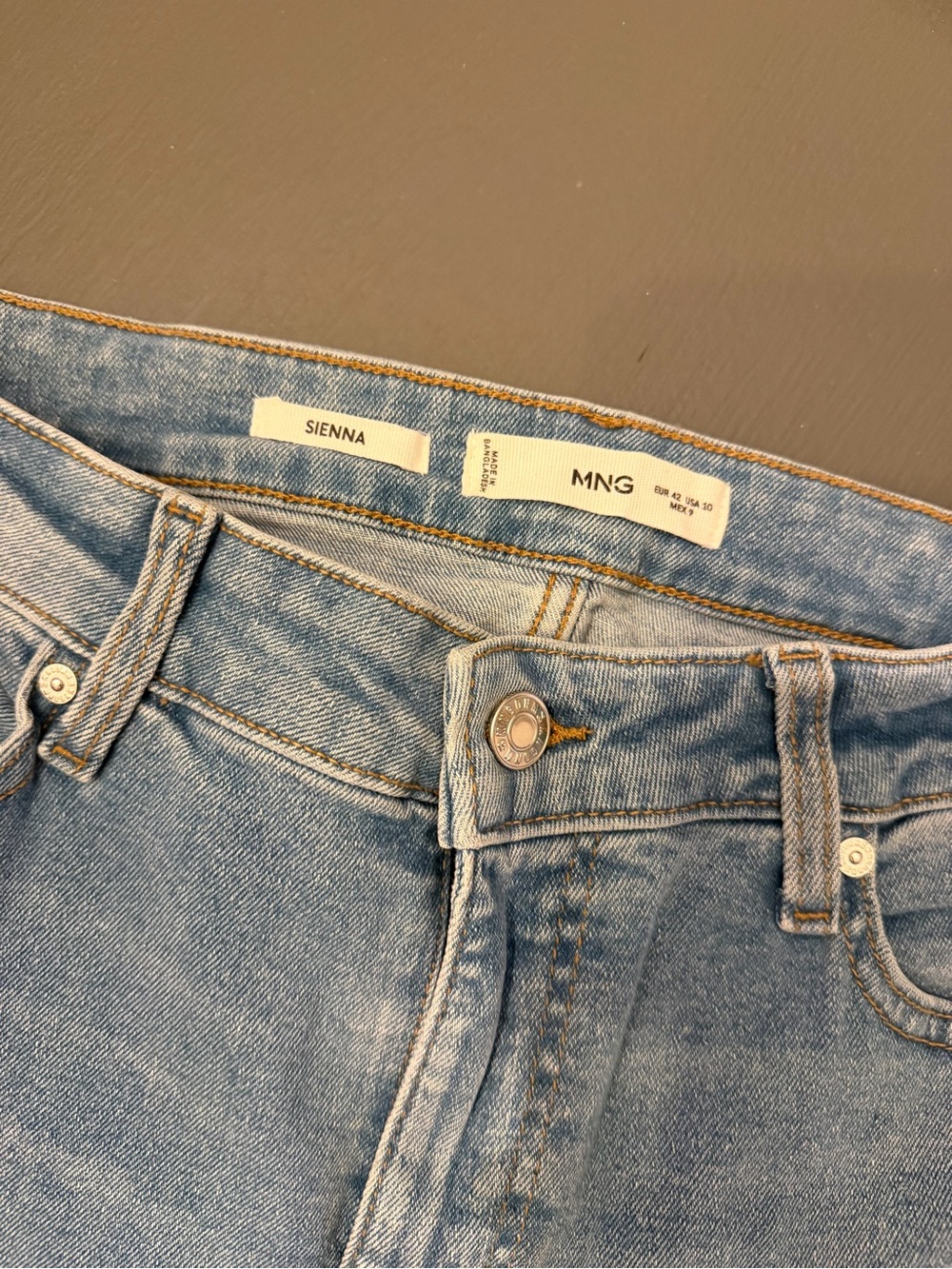 Mango light wash jeans - Picture 2 of 3